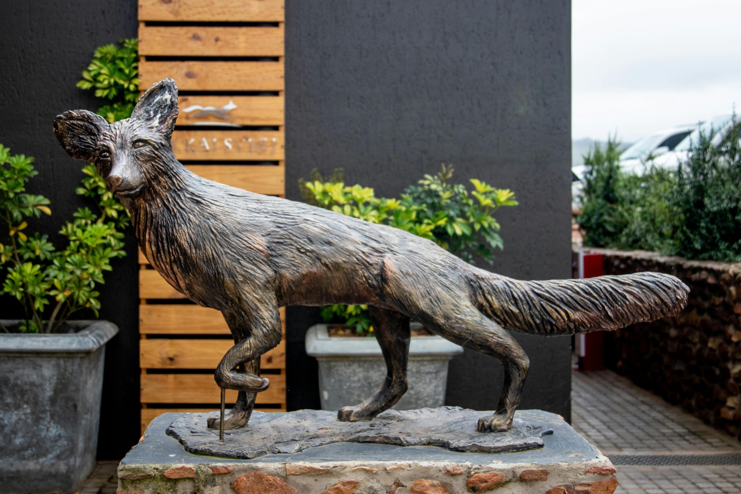 Kostenloses Stock Foto zu außendekor, außendesign, bronze-skulptur